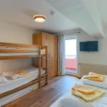 Luxurious In With Sauna Tatil Evi Krimml