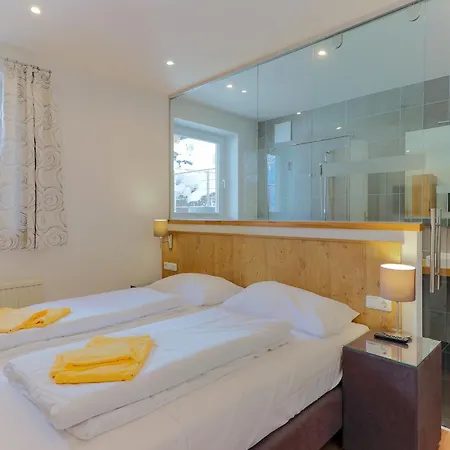 Luxurious In With Sauna *