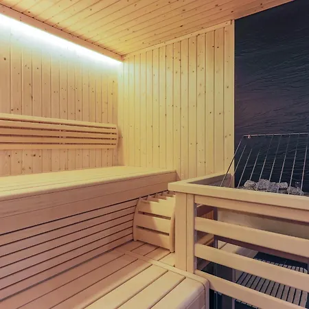 Luxurious In With Sauna Casa de Férias *