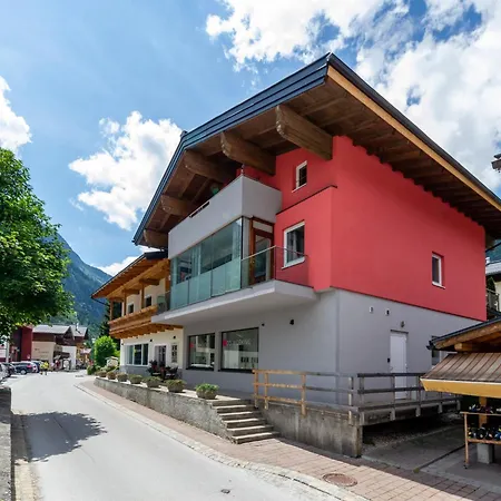 Luxurious In With Sauna Casa de Férias